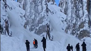 Korku dolu anlar. Hakkari'de çığ düşme anı