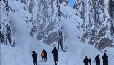 Korku dolu anlar. Hakkari'de çığ düşme anı