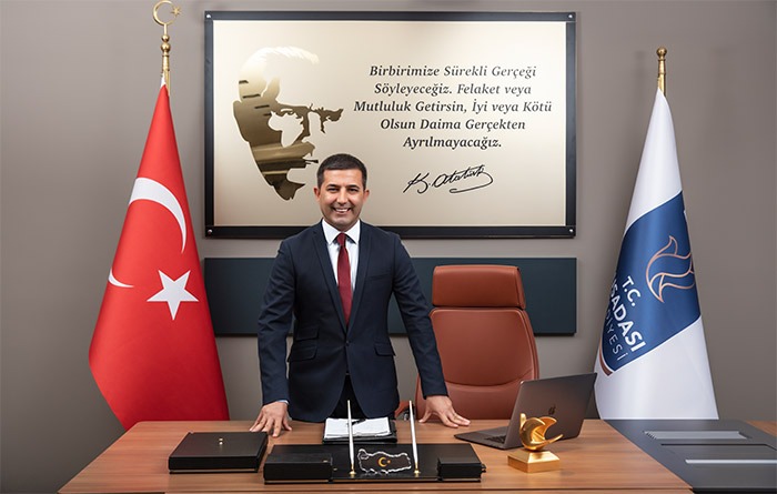 Kuşadası Belediyesi'ne operasyon: Başkan Ömer Günel ve beş kişi gözaltında