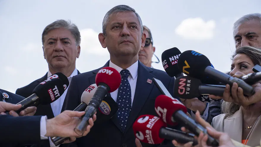 SİYASETTE KRİTİK GÜN 2 SİYASETTE KRİTİK GÜN 2