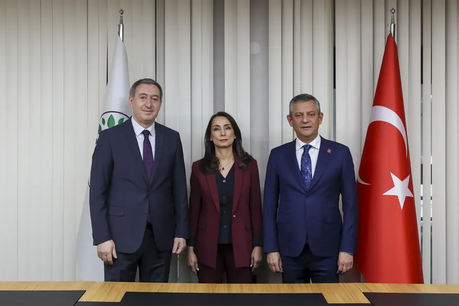 CHP'den ara seçim için destek arayışı