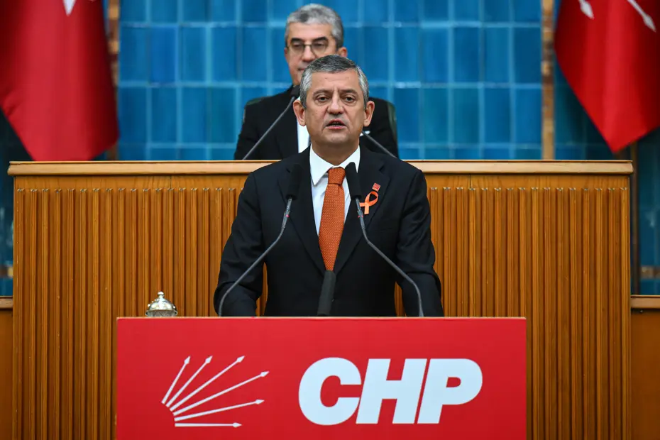 İBB iddianamesi tamamlandı: Özgür Özel'den ilk mesaj