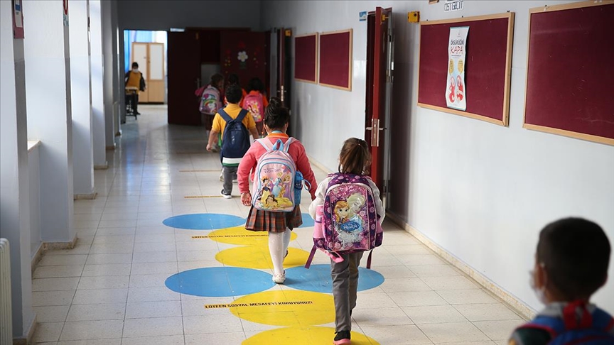 İlkokulda şiddet iddiası. Öğretmen hakkında soruşturma başlatıldı