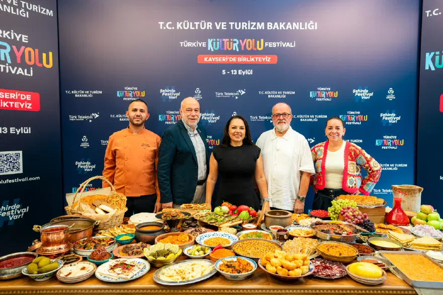 Kayseri Kültür Yolu Festivali'nde 34 lezzet noktası ziyaret edildi 1 Kayseri Kültür Yolu Festivali'nde 34 lezzet noktası ziyaret edildi 1