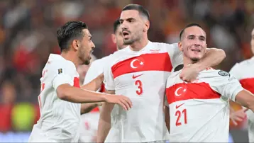 İrfan Can Kahveci, "Fenerbahçe ailem" diyerek duyurdu: "Bir sınavım olacak"