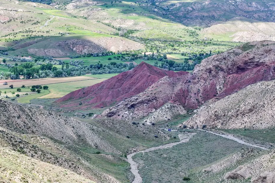 Kayseri'nin doğa harikası keşfedilmeyi bekliyor