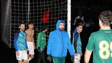 Maçta neler oldu neler. 90'dan sonra 8 gol atıldı, kaleciler kaleyi açtı, ortalık karıştı