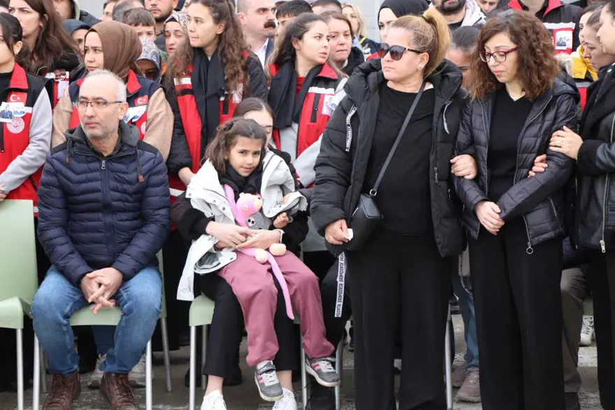 Türkiye şehitlerini uğurladı 22